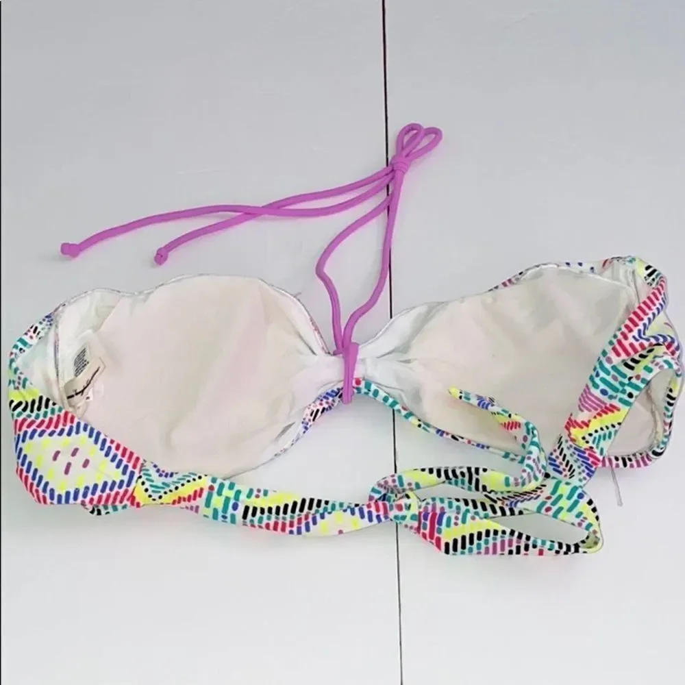 American Eagle Outfitters Swim Bikini Top XL
